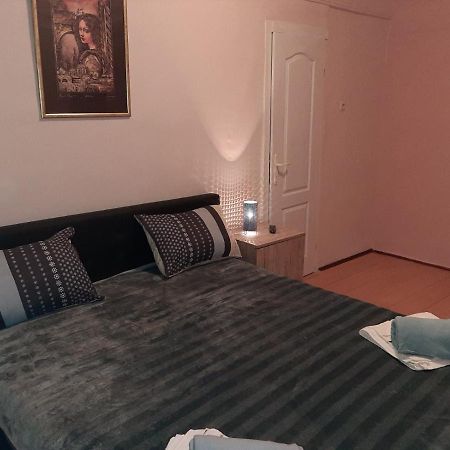 Krin Apartman 수보티차 외부 사진